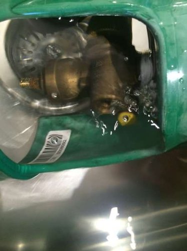 IMG_5833.jpg (21.2 KiB) Vist 2447 gange Endte med at måtte smide hele flasken under vand for at finde fejlen.