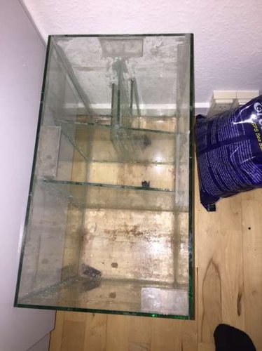 Sumpen, som maksimalt kan rumme 60L