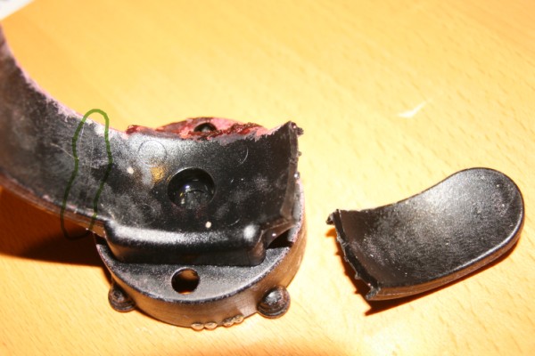 Holder (600 x 400).jpg