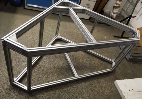 IMG_6148.JPG (105.8 KiB) Vist 4093 gange Nederste del af bordet næsten klar