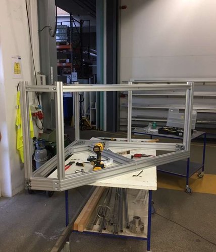 IMG_6147.JPG (49.54 KiB) Vist 4093 gange Igang med bordet