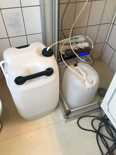 Osmose anlæget på overarbejde det beskidte vand benytter jeg i min have dam