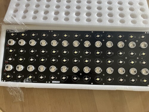 IMG_1123.jpeg (3.28 MiB) Vist 7162 gange ICon led board i opgraderingpakken