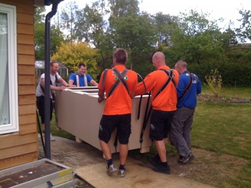 99.jpg (105.21 KiB) Vist 1932 gange 6 flyttefolk sku der til for at få det ind på plads