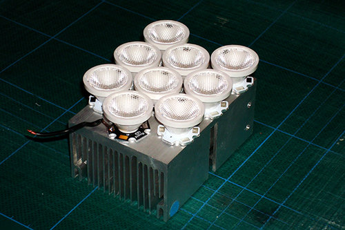 DSC05237-WEB.jpg (160.17 KiB) Vist 45442 gange 9 Cree LED m/Store linser på 80 grader...