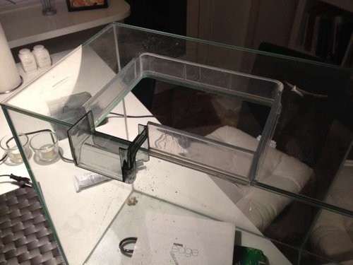 IMG_0820.JPG (37.9 KiB) Vist 1347 gange Tragten sat på. Limet med akryllim.