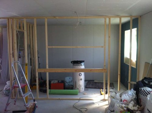 Gæt hvad hullet skal bruges til. :-)