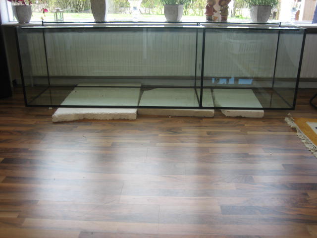 660l bygget af  tropeakvarie